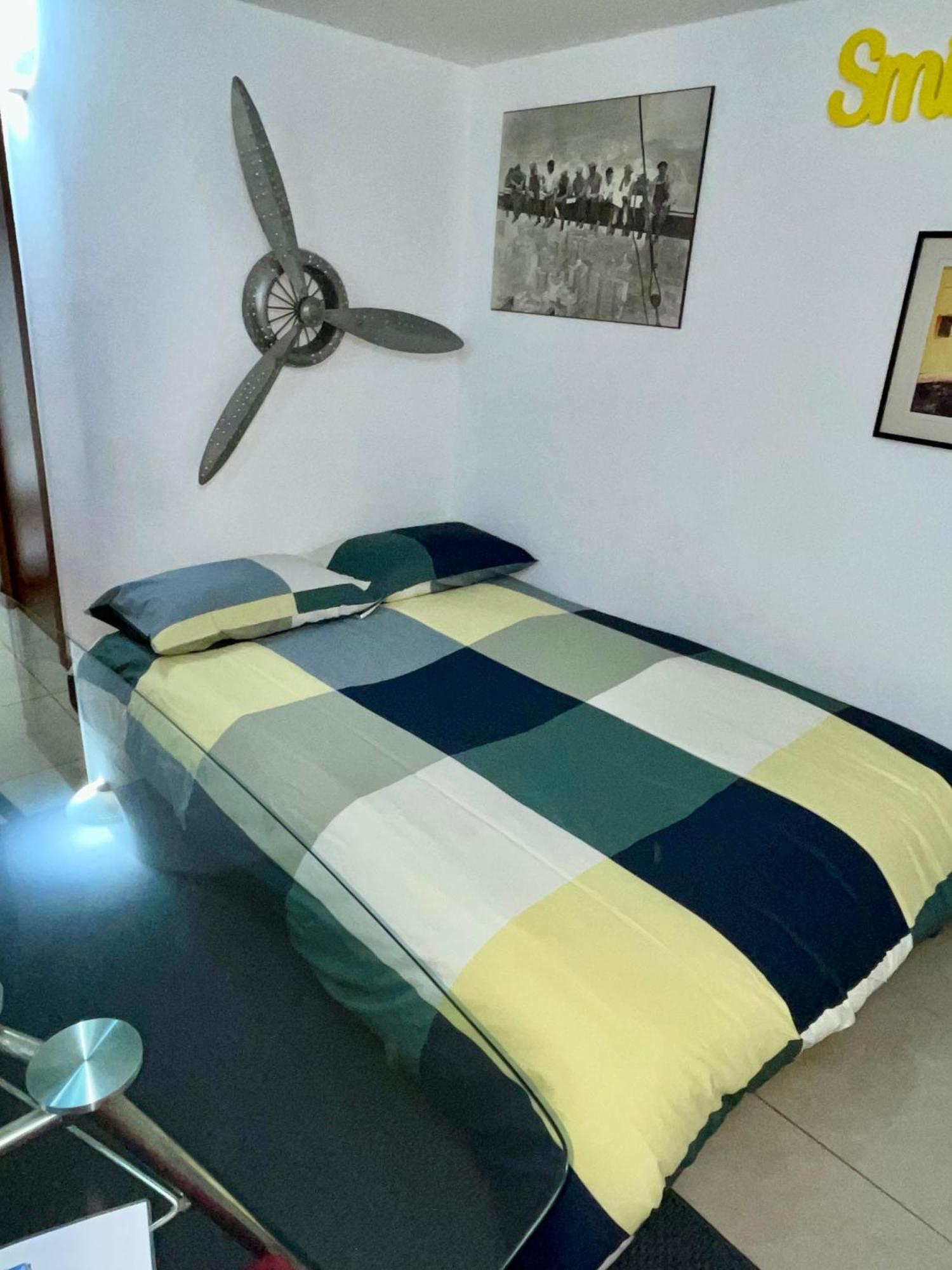 Apartamento Azzurra Flat Bari Center Exterior foto